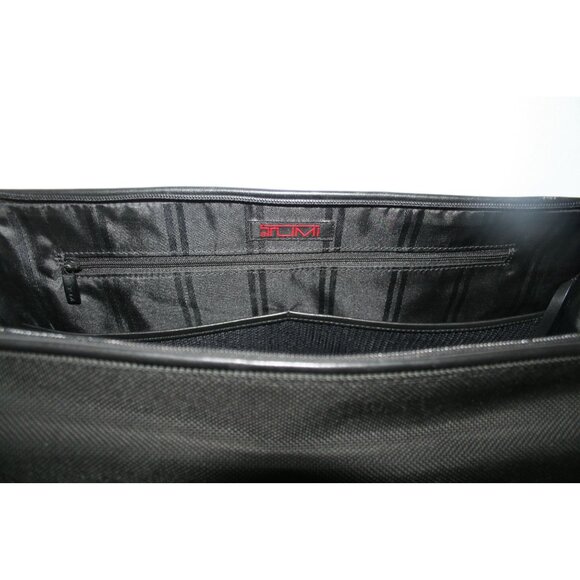 Tumi Alpha Black Nylon & Leather Briefcase Tote Bag 43010D3 Laptop Biz Travel - Picture 12 of 12